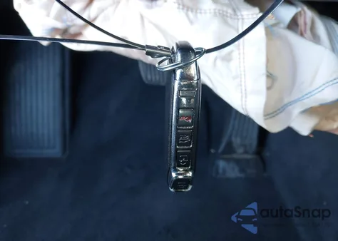 2022 Kia K5 Lxs z USA, uszkodzony, nr VIN 5XXG14J21NG135836